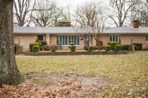 300 N Baker, Kennett, MO 63857 photo 1