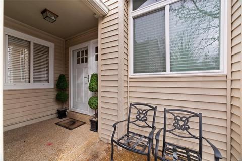 716 Ridgeview Circle Ln, Ballwin, MO 63021 photo 1