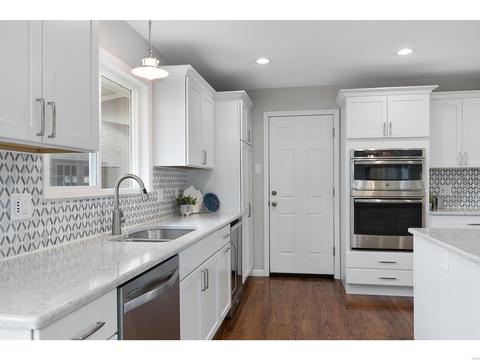 309 Glyn Cagny Rd, Ballwin, MO 63021 photo 11