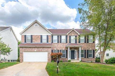 414 Copper Tree Trl, O'fallon, MO 63368 photo 1
