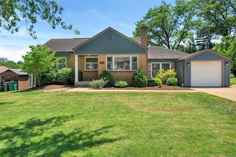 522 Ambergate Dr, Saint Louis, MO 63119