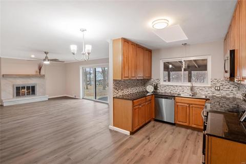 218 Hilltop Rd, Ellisville, MO 63011 photo 6