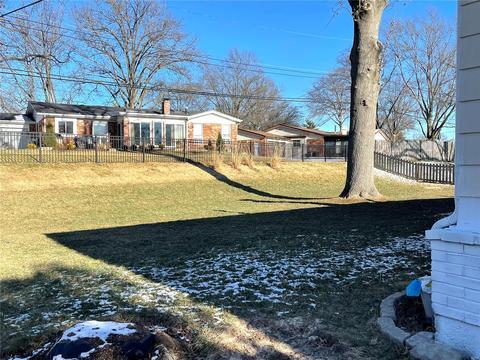 427 Tamarack Dr, Ballwin, MO 63011 photo 22