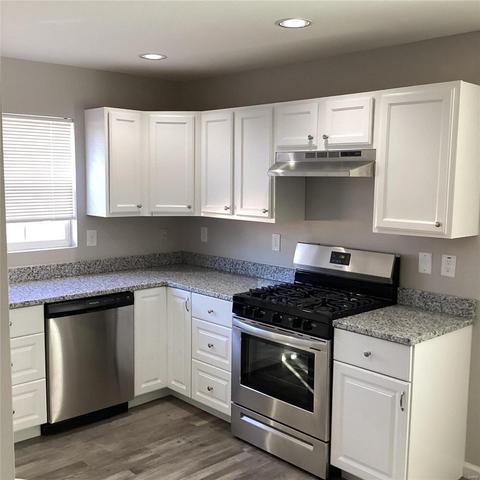 3218 Fee Fee Rd, Bridgeton, MO 63044 photo 5