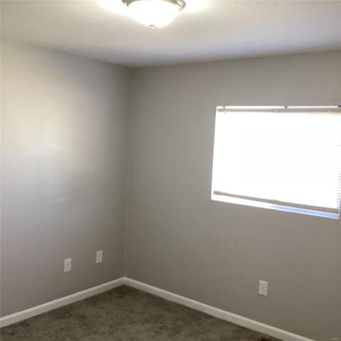 3218 Fee Fee Rd, Bridgeton, MO 63044 photo 7