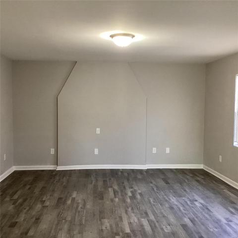 3218 Fee Fee Rd, Bridgeton, MO 63044 photo 2