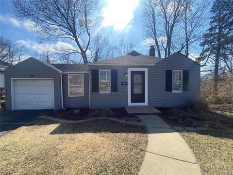 918 Disco Dr, Saint Louis, MO 63135
