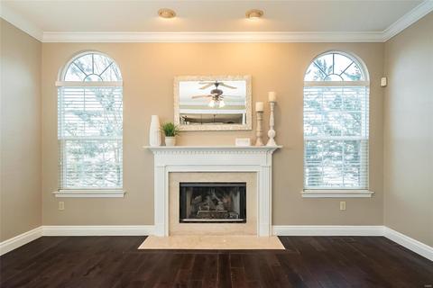 569 Castle Ridge Dr, Ballwin, MO 63021 photo 13