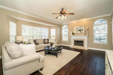 569 Castle Ridge Dr, Ballwin, MO 63021 photo 15