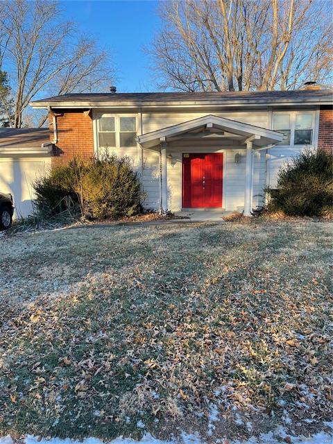 403 Coventry Ln, Manchester, MO 63021 photo 1