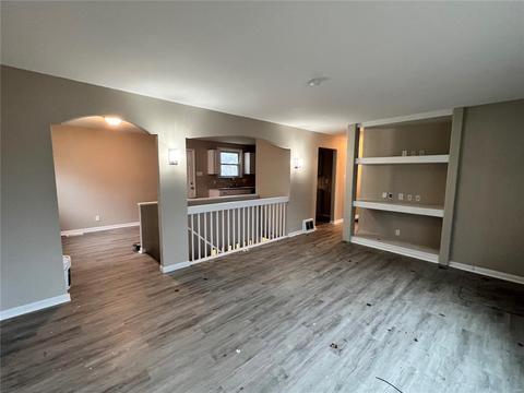 945 Edgehill Dr, Saint Louis, MO 63135 photo 8
