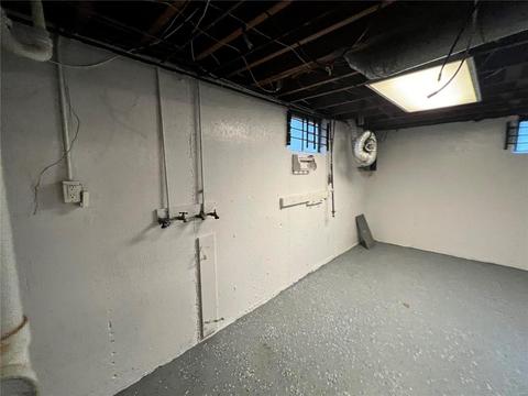945 Edgehill Dr, Saint Louis, MO 63135 photo 18