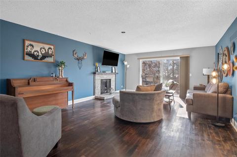 1640 Country Hill Ln, Manchester, MO 63021 photo 2