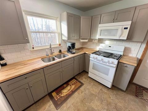 508 Eggering Dr, O'fallon, MO 63366 photo 2