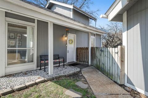 419 Great Hill Dr, Ballwin, MO 63021 photo 2