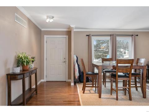 433 Sorrento Dr, Ballwin, MO 63021 photo 3