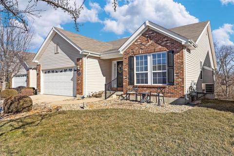 106 Fallon Villa Ct, O'fallon, MO 63368 photo 2