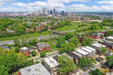 2038 Geyer Ave, Saint Louis, MO 63104