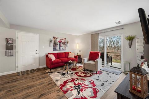 725 Ridgeside Dr #B, Ballwin, MO 63021 photo 4