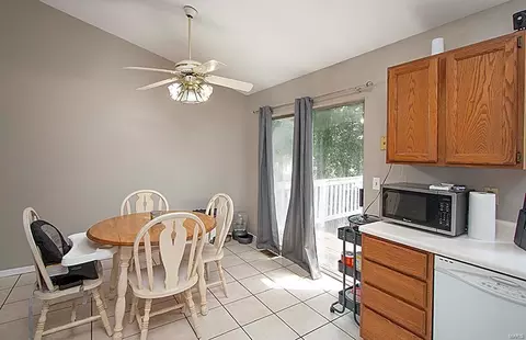 14 Mallard Pointe Dr, O'fallon, MO 63368 photo 12