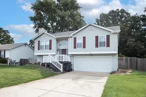 14 Mallard Pointe Dr, O'fallon, MO 63368