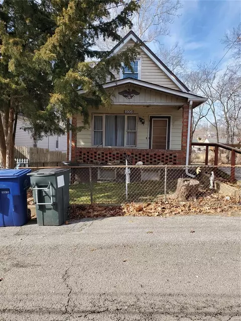 1505 W Billon Ave, Saint Louis, MO 63139
