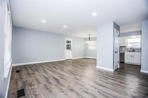 18 Colgate Cir, O'fallon, MO 63366 photo 5