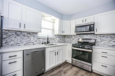 18 Colgate Cir, O'fallon, MO 63366 photo 9
