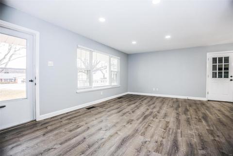 18 Colgate Cir, O'fallon, MO 63366 photo 4