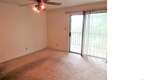 708 Ridgeside Dr #F, Ballwin, MO 63021 photo 3