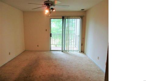 708 Ridgeside Dr #F, Ballwin, MO 63021 photo 2
