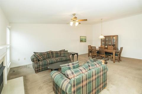 689 Hawk Run Dr, O'fallon, MO 63368 photo 7
