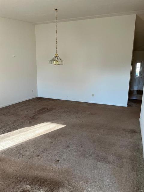 689 Hawk Run Dr, O'fallon, MO 63368 photo 13