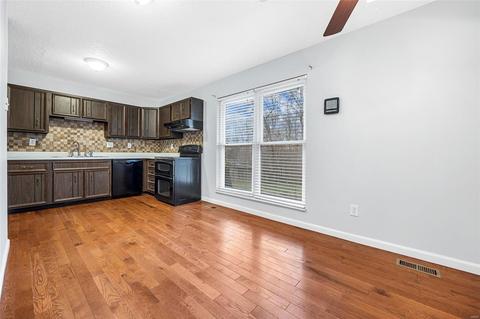 22 Chip Dr, O'fallon, MO 63366 photo 9