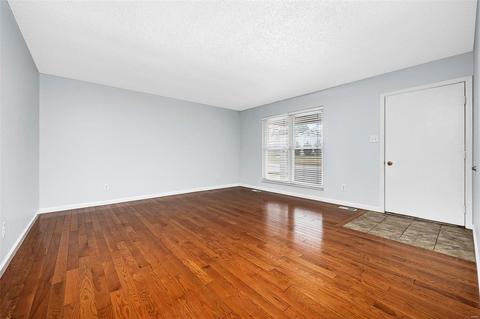 22 Chip Dr, O'fallon, MO 63366 photo 5