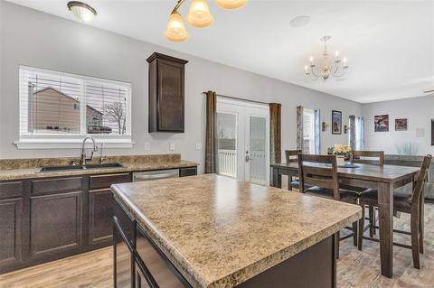 618 Falling Brook Dr, O'fallon, MO 63366 photo 15