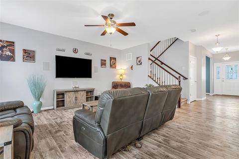 618 Falling Brook Dr, O'fallon, MO 63366 photo 9