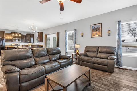 618 Falling Brook Dr, O'fallon, MO 63366 photo 10