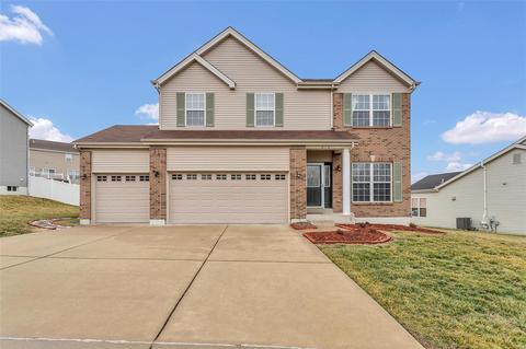 618 Falling Brook Dr, O'fallon, MO 63366 photo 1