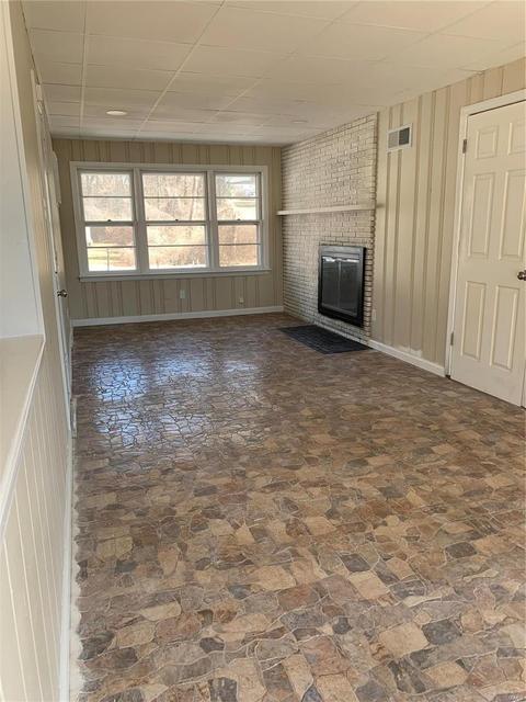 305 Day Dr, Saint Louis, MO 63135 photo 14