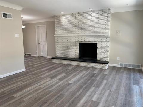305 Day Dr, Saint Louis, MO 63135 photo 4