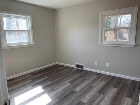 305 Day Dr, Saint Louis, MO 63135 photo 11