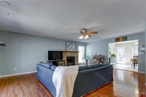564 Woodlyn Xing, Ballwin, MO 63021 photo 19