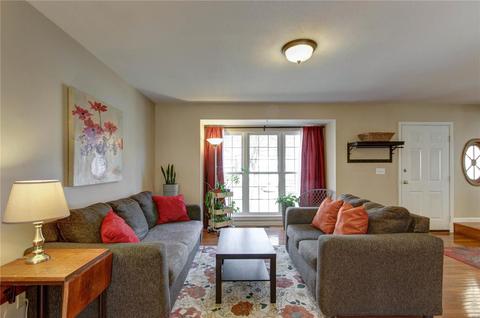 564 Woodlyn Xing, Ballwin, MO 63021 photo 9