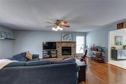 564 Woodlyn Xing, Ballwin, MO 63021 photo 20