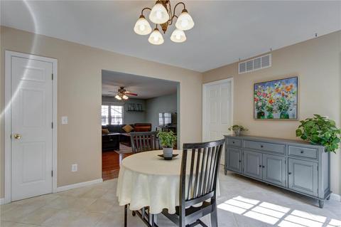 564 Woodlyn Xing, Ballwin, MO 63021 photo 26