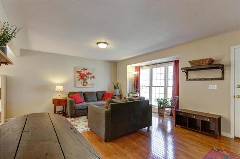 564 Woodlyn Xing, Ballwin, MO 63021 photo 8