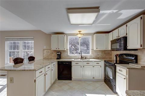 564 Woodlyn Xing, Ballwin, MO 63021 photo 28