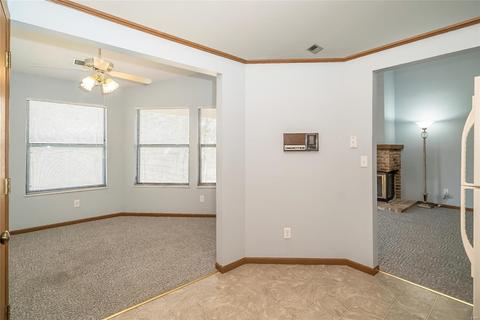 757 Windy Ridge Dr #A, Ballwin, MO 63021 photo 4
