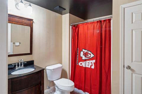 614 Legends Bluffs Ct, Eureka, MO 63025 photo 51